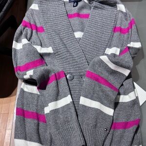 ✨🧶 Cozy Meets Classic! Tommy Hilfiger Striped Button-Up Cardigan – Size M 🧶✨
